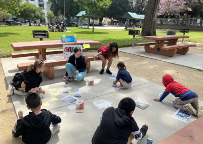 5th graders met their Para Los Ninos buddies at the park!