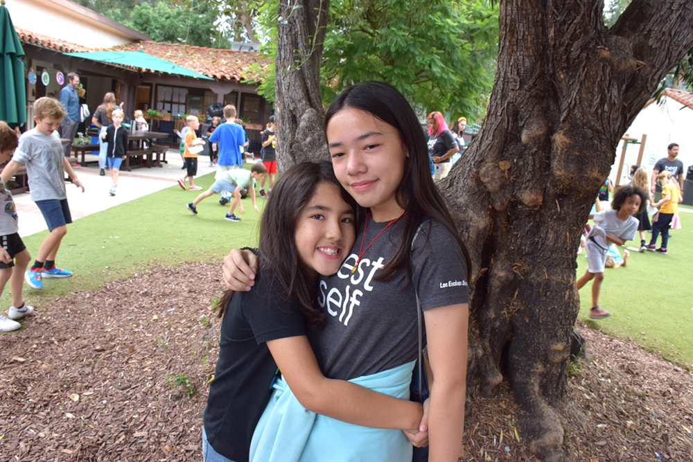 hug Buddies Kindergarten and 6th